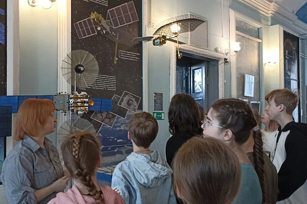 Городской конкурс первых проектов «Кулибин‑шоу» и посещение Планетария в рамках Детского научного конвента